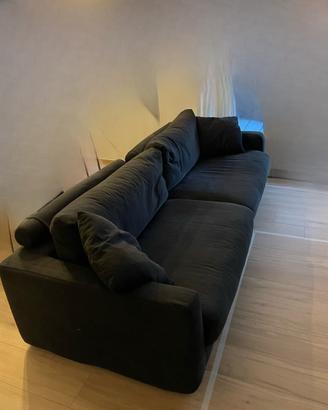 Divano con imbottitura in vera piuma d’oca