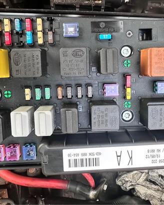 Centralina scatola box fusibili opel astra h