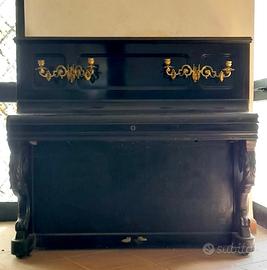 Pianoforte verticale antico