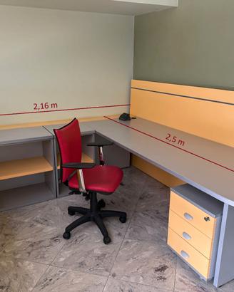 Scrivania completa con sedia + cassettiere