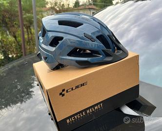 Casco bici CUBE leggero