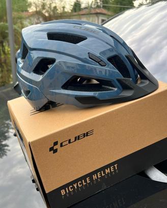 Casco bici CUBE leggero