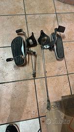 Pedane anteriori dragstar 650 Classic