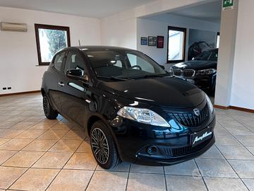 Lancia Ypsilon 1.0 FireFly 5 porte S&S Hybrid 2.00