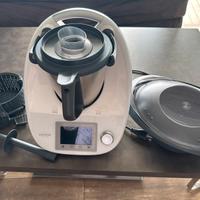 Bimby TM 5 con tanti accessori