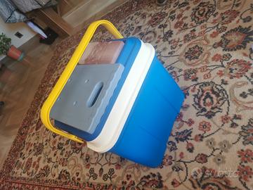 Frigo campeggio con buste