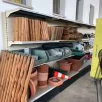 Scaffale in ferro da parete