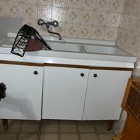 Cucina + lavabo + rubinetteria