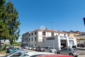 4 LOCALI A CASALE MONFERRATO