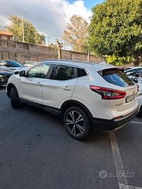 nissan qashqai 1.5 110 cv connecta 