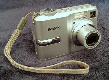 Fotocamera digitale Kodak Easy Share C703 da 7,1MP