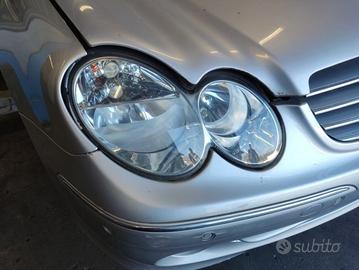 Proiettore destro MERCEDES-BENZ CLK del 2003