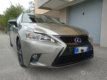 Lexus CT 200H Sport