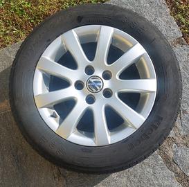 Gomme estive con cerchi in lega Polo