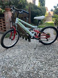 Mountain-bike per ragazzino
