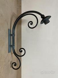 lampada in ferro battuto da esterno