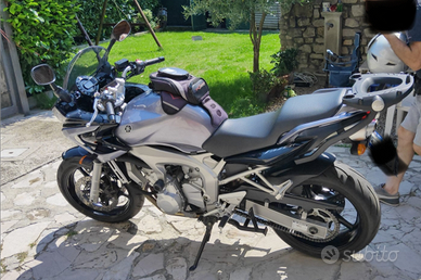Moto Yamaha FZ6 Fazer