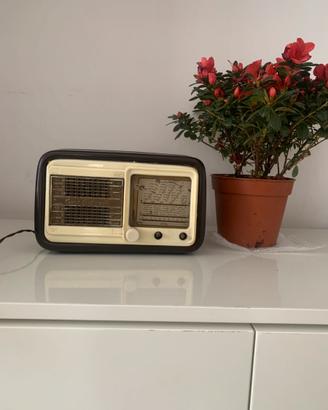 Radio d’epoca transcontinental anni 40