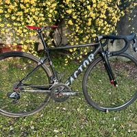 Bici da corsa Factor o2 vam
