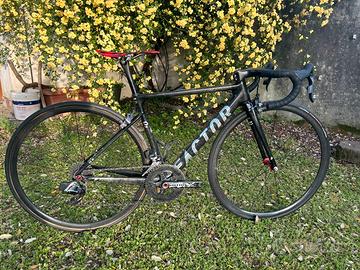 Bici da corsa Factor o2 vam