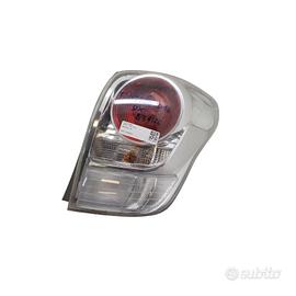STOP FANALE POSTERIORE DESTRO TOYOTA Verso 1° Ser