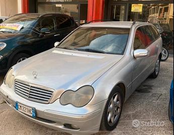 auto mercedes classe c 220