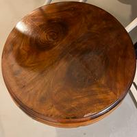 Tavolino rotondo in kegno