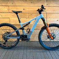 MTB ELETTRICA FOCUS SAM2 6.9 DEMO BIKE 2025