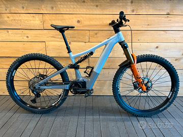 MTB ELETTRICA FOCUS SAM2 6.9 DEMO BIKE 2025