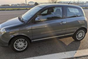 Lancia Ypsilon Ecochic 2010 - GPL di serie