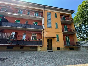 3 LOCALI A SANTHIÀ