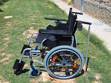 Carrozzina pieghevole bariatrica x light