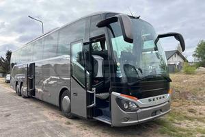 Setra S516