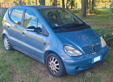 MERCEDES CLASSE A
