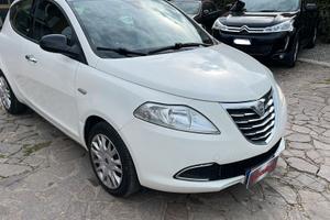 Lancia Ypsilon 1.2 69 CV 5 porte S&S Platinum
