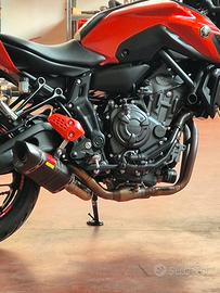 scarico racing akrapovic per Yamaha mt07 2021-1024