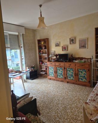 Bilocale in via Cremagnani 850 Euro
