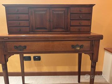 Scrittoio in legno massello