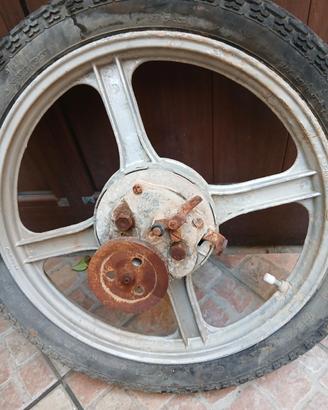 ruota posteriore  si piaggio 