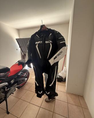 Tuta moto