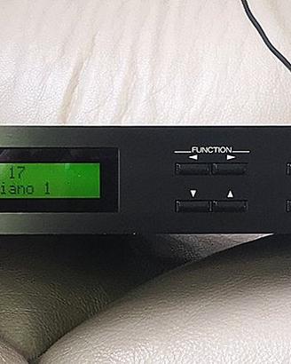 Roland P330 piano digitale revisionato perfetto