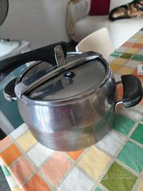 Pentola a pressione Lagostina 6 l.