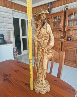 statua orientale 