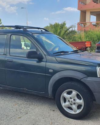 Land Rover Freelander 4 X 4