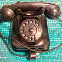 Telefono vintage FACE in bachelite nera – anni ’50
