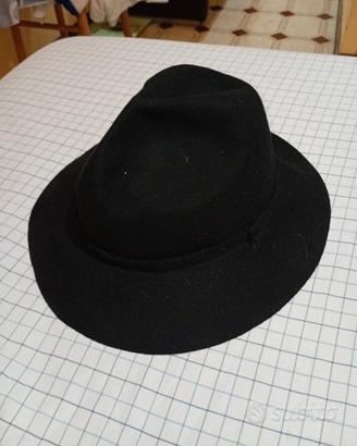 cappello di qualità pregiata,è in feltro di pelo 
