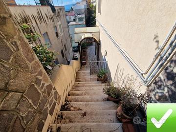 Semi Indipendente Ristrutturato 90 Mq Con Veranda