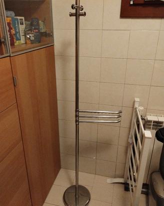 Piantana porta salviette e accappatoi