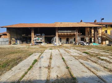 CASA INDIPENDENTE A CALUSO