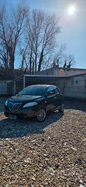lancia ypsilon 1.2 gpl 2014